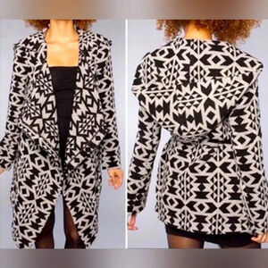 BB Dakota Azra Aztec Hooded Coatigan, Waterfall/Draped Open Front, EUC!